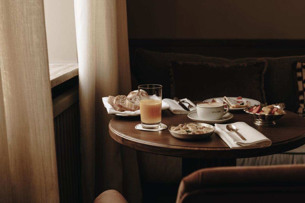 Parkhotel Mondschein, A Member Of Design Hotels Bolzano Dış mekan fotoğraf
