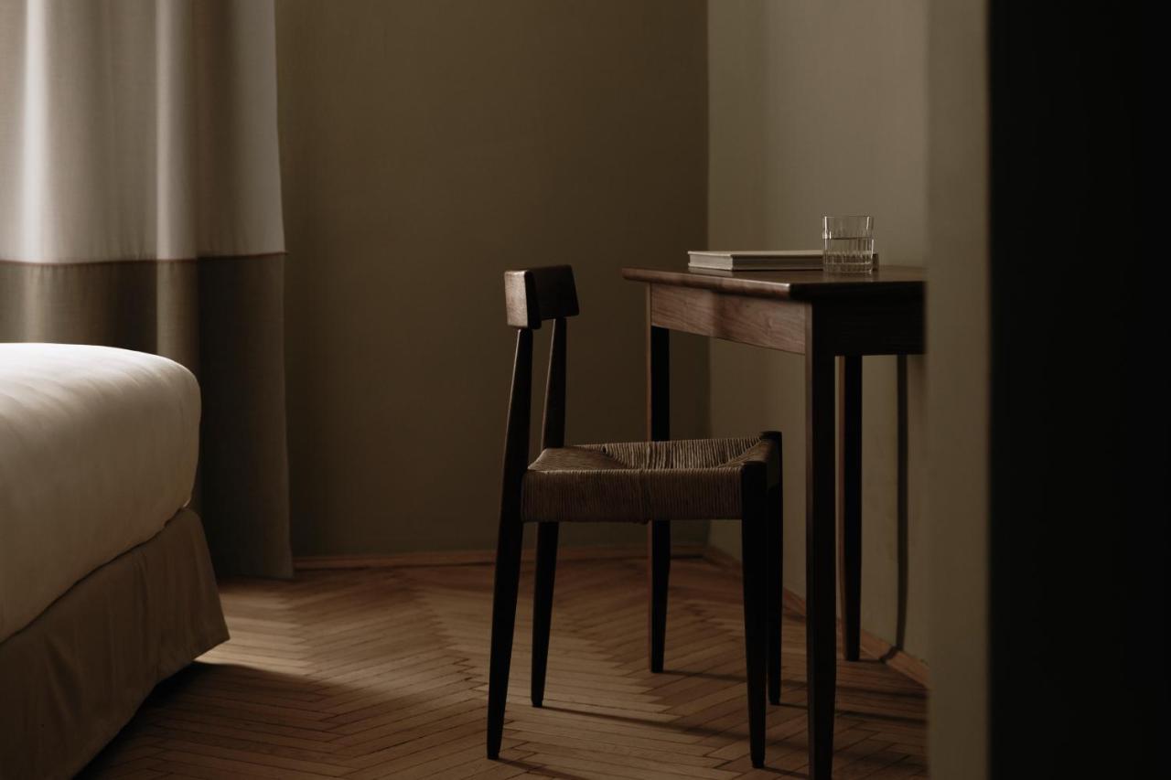 Parkhotel Mondschein, A Member Of Design Hotels Bolzano Dış mekan fotoğraf