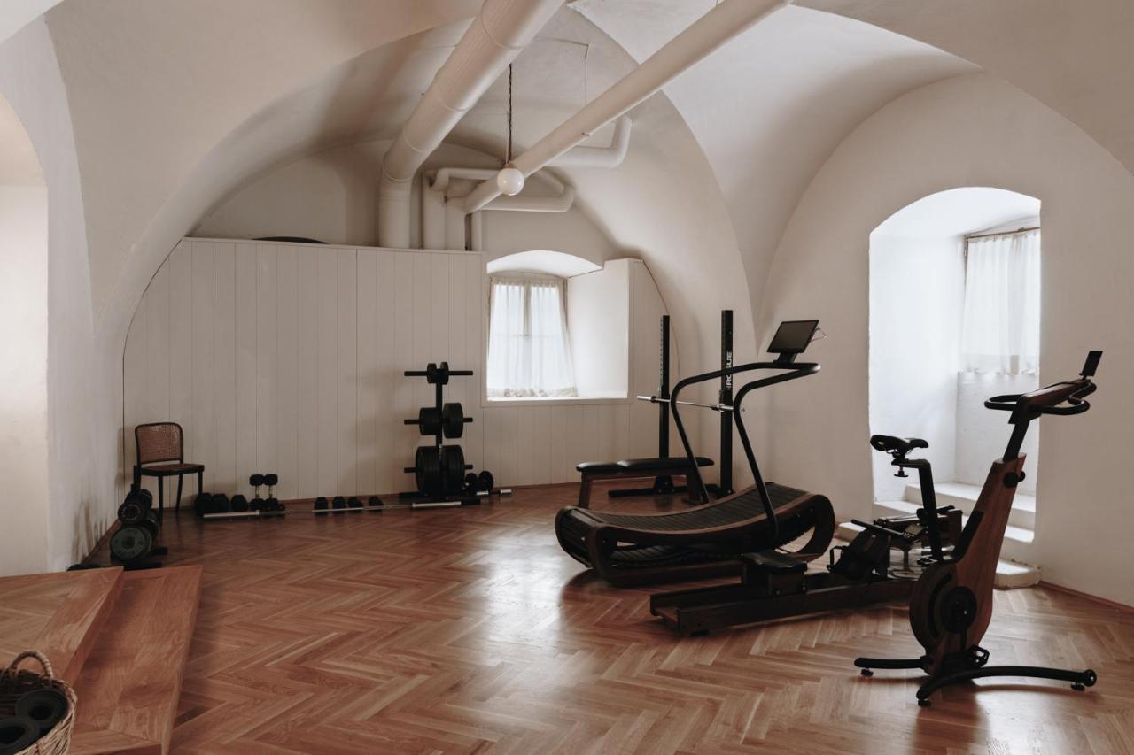 Parkhotel Mondschein, A Member Of Design Hotels Bolzano Dış mekan fotoğraf