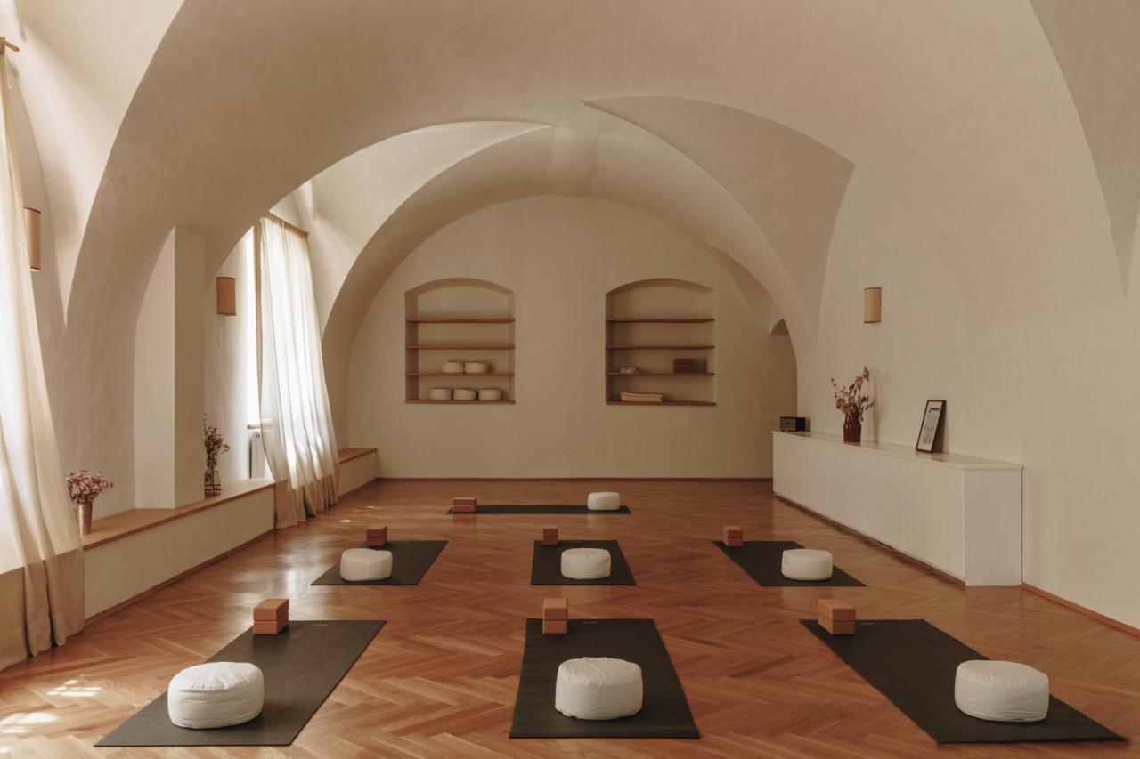 Parkhotel Mondschein, A Member Of Design Hotels Bolzano Dış mekan fotoğraf