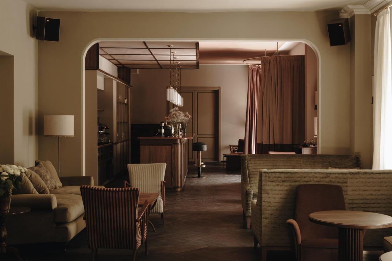 Parkhotel Mondschein, A Member Of Design Hotels Bolzano Dış mekan fotoğraf